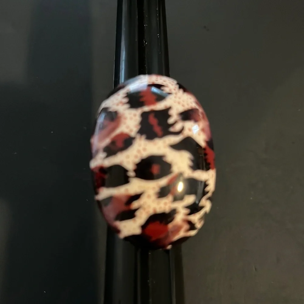 Lucite ring - Picture 1 of 6